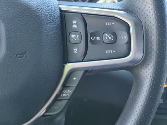 2026 RAM 3500 RAM 3500 TRADESMAN CREW CAB 4X4 8' BOX