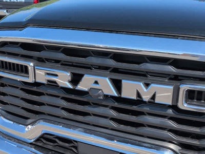 2026 RAM 3500 RAM 3500 TRADESMAN CREW CAB 4X4 8' BOX