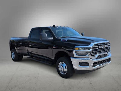 2026 RAM 3500 RAM 3500 TRADESMAN CREW CAB 4X4 8' BOX