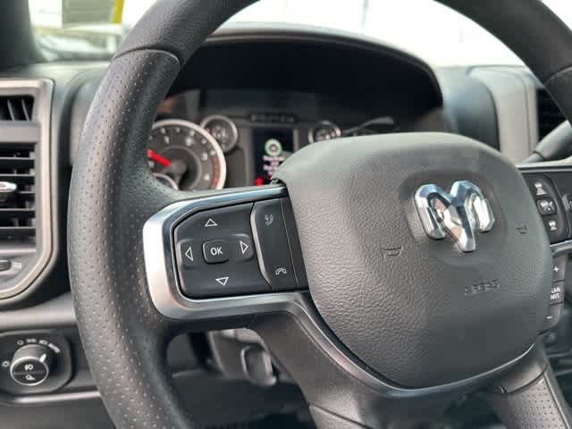 2026 RAM 3500 RAM 3500 TRADESMAN CREW CAB 4X4 8' BOX