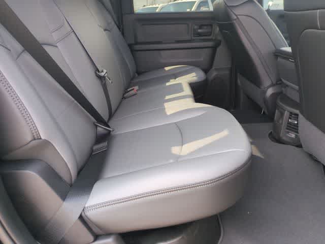 2026 RAM 3500 RAM 3500 TRADESMAN CREW CAB 4X4 8' BOX