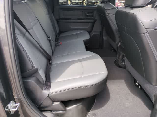 2026 RAM 3500 RAM 3500 TRADESMAN CREW CAB 4X4 8' BOX