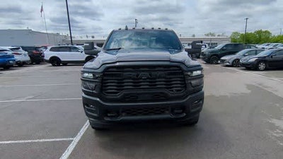 2026 RAM 3500 RAM 3500 TRADESMAN CREW CAB 4X4 8' BOX