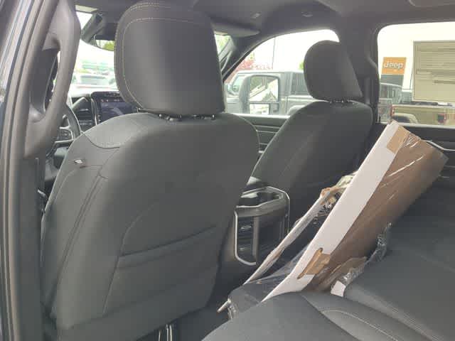 2026 RAM 3500 RAM 3500 BIG HORN CREW CAB 4X4 8' BOX