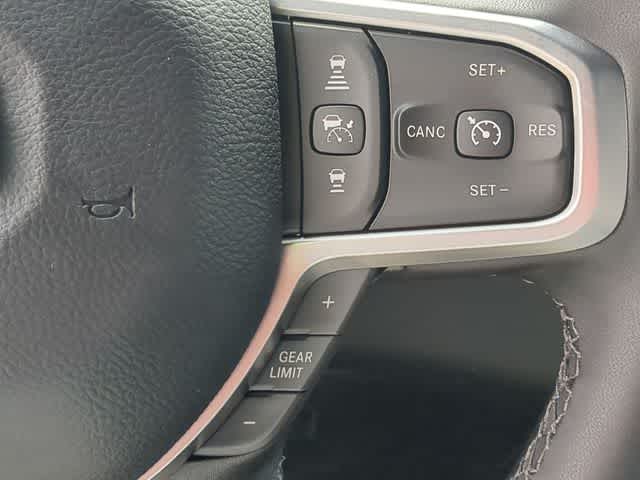 2026 RAM 3500 RAM 3500 BIG HORN CREW CAB 4X4 8' BOX