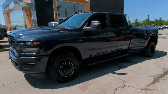 2026 RAM 3500 RAM 3500 BIG HORN CREW CAB 4X4 8' BOX