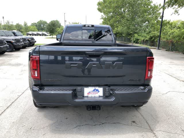 2026 RAM 3500 RAM 3500 BIG HORN CREW CAB 4X4 8' BOX