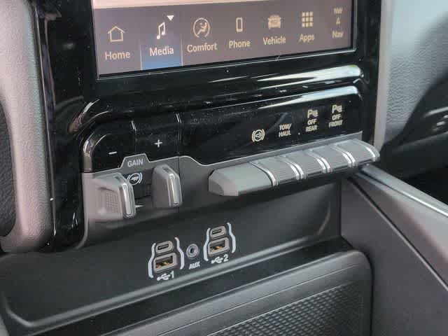 2026 RAM 3500 RAM 3500 BIG HORN CREW CAB 4X4 8' BOX