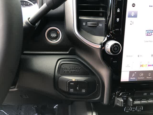 2026 RAM 3500 RAM 3500 BIG HORN CREW CAB 4X4 8' BOX