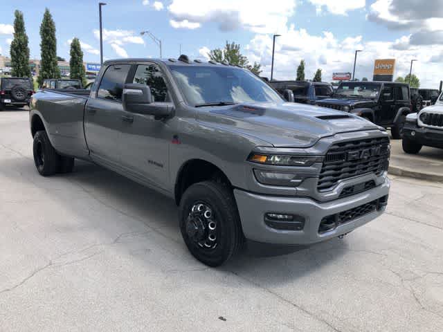2026 RAM 3500 RAM 3500 BIG HORN CREW CAB 4X4 8' BOX