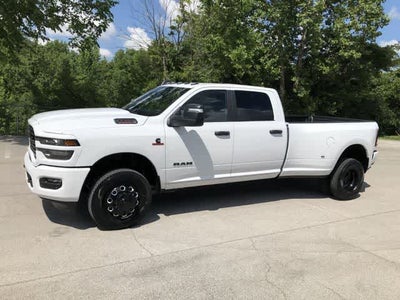 2026 RAM 3500 RAM 3500 BIG HORN CREW CAB 4X4 8' BOX