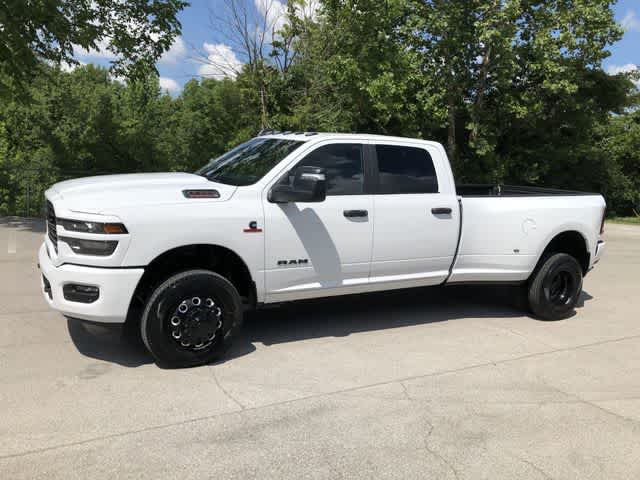 2026 RAM 3500 RAM 3500 BIG HORN CREW CAB 4X4 8' BOX