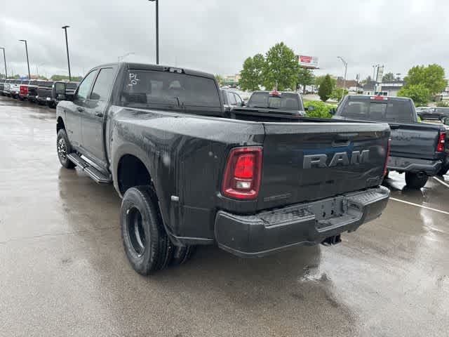 2026 RAM 3500 RAM 3500 BIG HORN CREW CAB 4X4 8' BOX