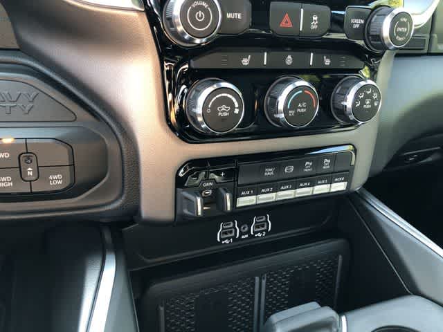2026 RAM 3500 RAM 3500 BIG HORN CREW CAB 4X4 8' BOX