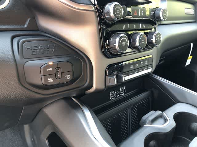 2026 RAM 3500 RAM 3500 BIG HORN CREW CAB 4X4 8' BOX
