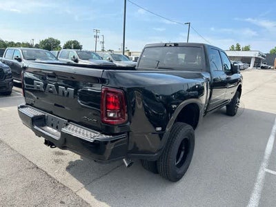 2026 RAM 3500 RAM 3500 BIG HORN CREW CAB 4X4 8' BOX
