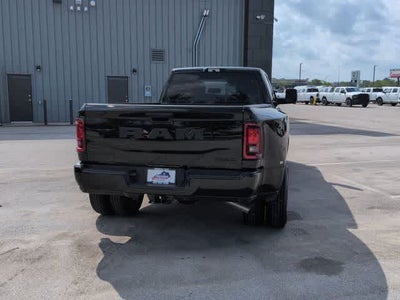 2026 RAM 3500 RAM 3500 BIG HORN CREW CAB 4X4 8' BOX