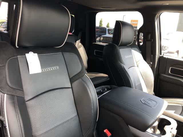 2026 RAM 3500 RAM 3500 LARAMIE CREW CAB 4X4 8' BOX
