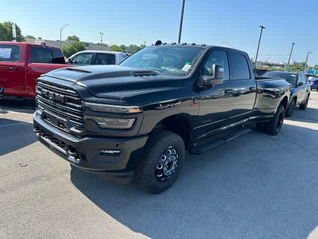 2026 RAM 3500 RAM 3500 LARAMIE CREW CAB 4X4 8' BOX
