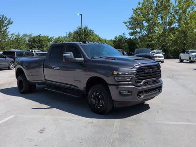 2026 RAM 3500 RAM 3500 LARAMIE CREW CAB 4X4 8' BOX