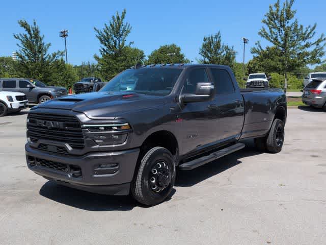2026 RAM 3500 RAM 3500 LARAMIE CREW CAB 4X4 8' BOX