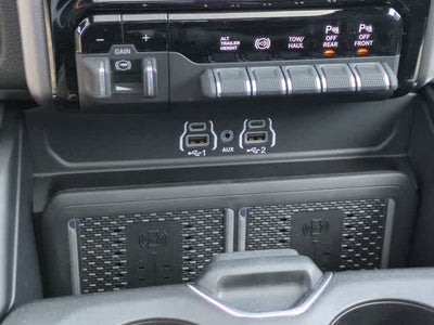 2026 RAM 3500 RAM 3500 LARAMIE CREW CAB 4X4 8' BOX