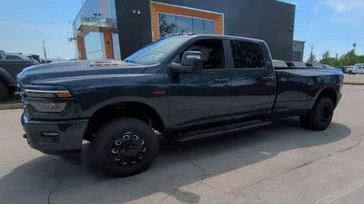 2026 RAM 3500 RAM 3500 LARAMIE CREW CAB 4X4 8' BOX