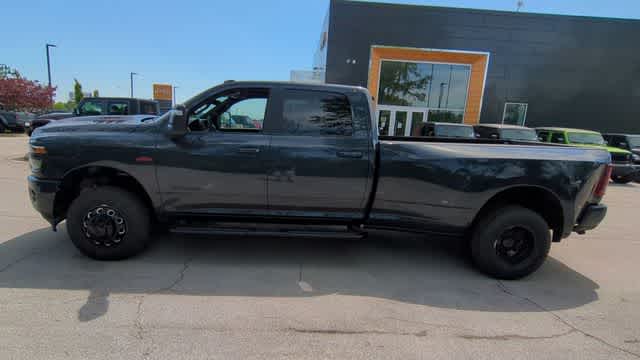 2026 RAM 3500 RAM 3500 LARAMIE CREW CAB 4X4 8' BOX