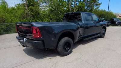 2026 RAM 3500 RAM 3500 LARAMIE CREW CAB 4X4 8' BOX