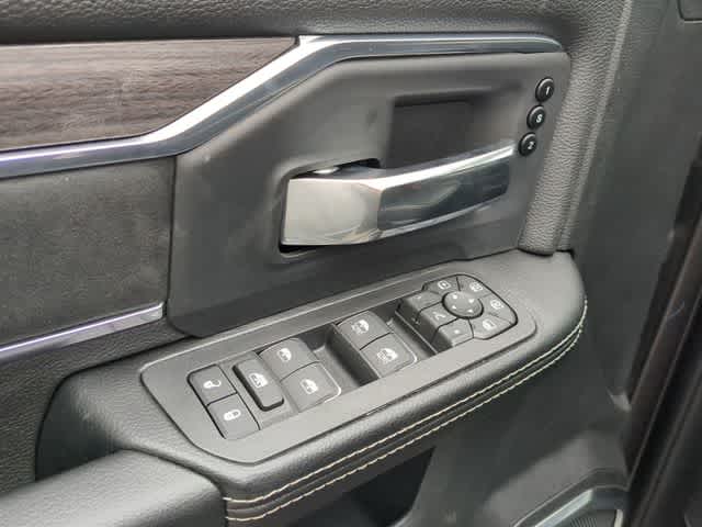2026 RAM 3500 RAM 3500 LARAMIE CREW CAB 4X4 8' BOX
