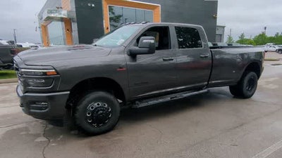 2026 RAM 3500 RAM 3500 LARAMIE CREW CAB 4X4 8' BOX