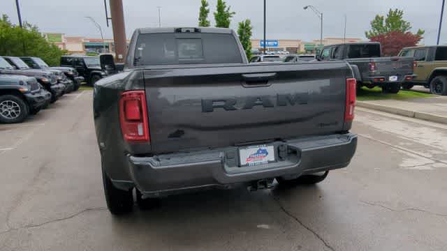 2026 RAM 3500 RAM 3500 LARAMIE CREW CAB 4X4 8' BOX