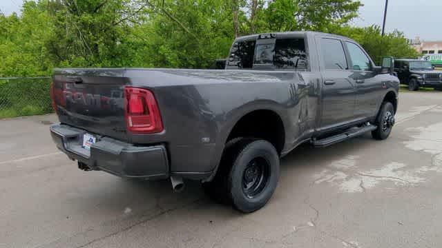 2026 RAM 3500 RAM 3500 LARAMIE CREW CAB 4X4 8' BOX