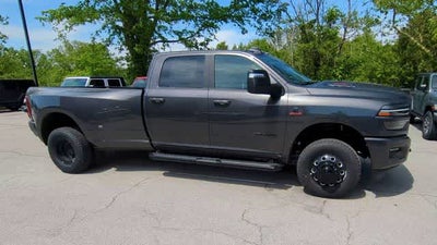 2026 RAM 3500 RAM 3500 LARAMIE CREW CAB 4X4 8' BOX