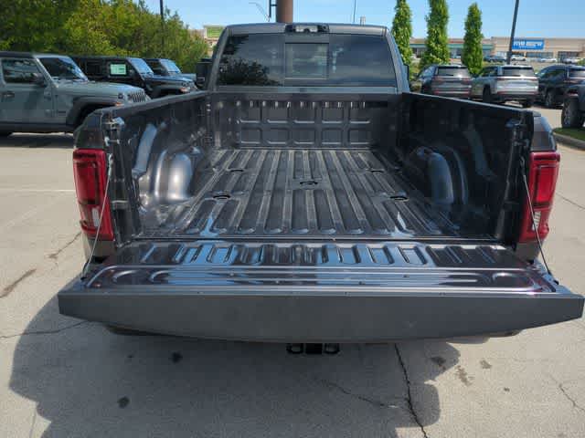 2026 RAM 3500 RAM 3500 LARAMIE CREW CAB 4X4 8' BOX