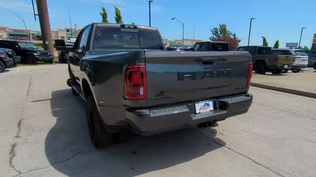 2026 RAM 3500 RAM 3500 LARAMIE CREW CAB 4X4 8' BOX