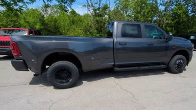2026 RAM 3500 RAM 3500 LARAMIE CREW CAB 4X4 8' BOX