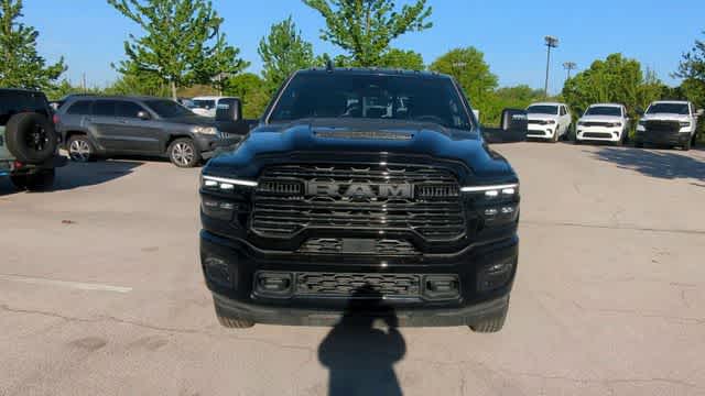 2026 RAM 3500 RAM 3500 LARAMIE CREW CAB 4X4 8' BOX
