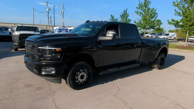2026 RAM 3500 RAM 3500 LARAMIE CREW CAB 4X4 8' BOX