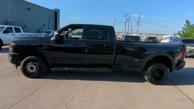 2026 RAM 3500 RAM 3500 LARAMIE CREW CAB 4X4 8' BOX