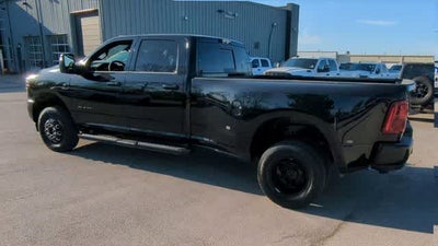 2026 RAM 3500 RAM 3500 LARAMIE CREW CAB 4X4 8' BOX