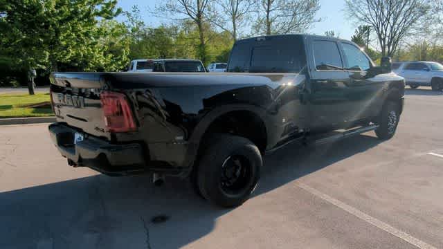 2026 RAM 3500 RAM 3500 LARAMIE CREW CAB 4X4 8' BOX