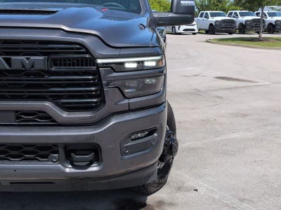 2026 RAM 3500 RAM 3500 LARAMIE CREW CAB 4X4 8' BOX