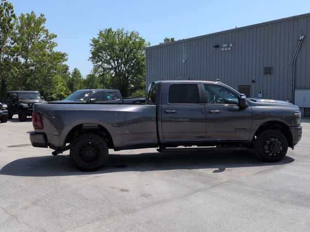 2026 RAM 3500 RAM 3500 LARAMIE CREW CAB 4X4 8' BOX