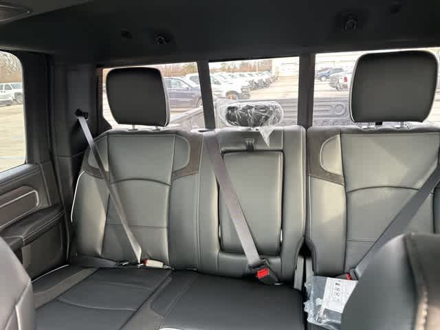 2026 RAM 3500 RAM 3500 LARAMIE CREW CAB 4X4 8' BOX