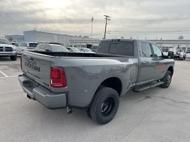 2026 RAM 3500 RAM 3500 LARAMIE CREW CAB 4X4 8' BOX