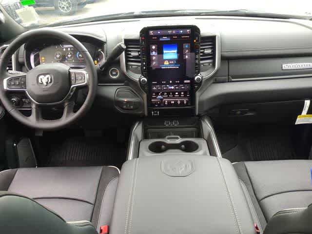 2026 RAM 3500 RAM 3500 LARAMIE CREW CAB 4X4 8' BOX