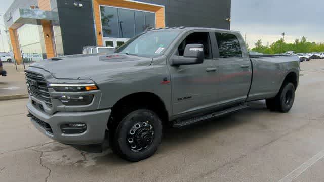 2026 RAM 3500 RAM 3500 LARAMIE CREW CAB 4X4 8' BOX