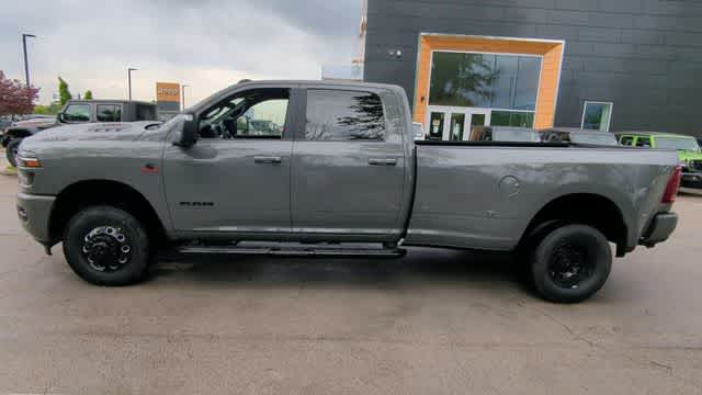 2026 RAM 3500 RAM 3500 LARAMIE CREW CAB 4X4 8' BOX