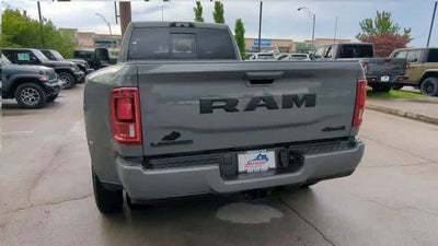 2026 RAM 3500 RAM 3500 LARAMIE CREW CAB 4X4 8' BOX